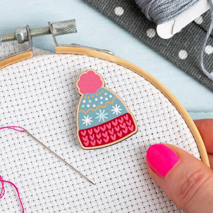 Bobble Hat Magnetic Needle Minder Needlework Hawthorn Handmade
