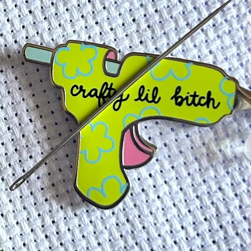 Crafty Lil Bitch Needle Minder