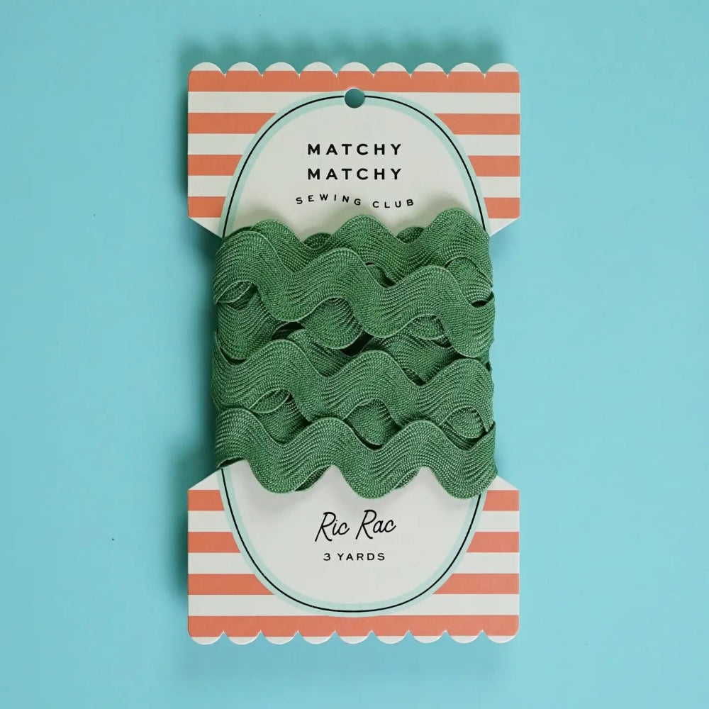 Pack of green ric rac on a striped card with 'Matchy Matchy Sewing Club' branding on a blue background.