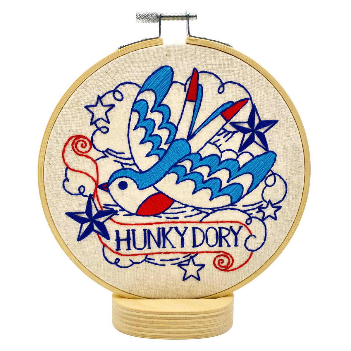 Hunky Dory Embroidery Kit Kit Hook, Line & Tinker