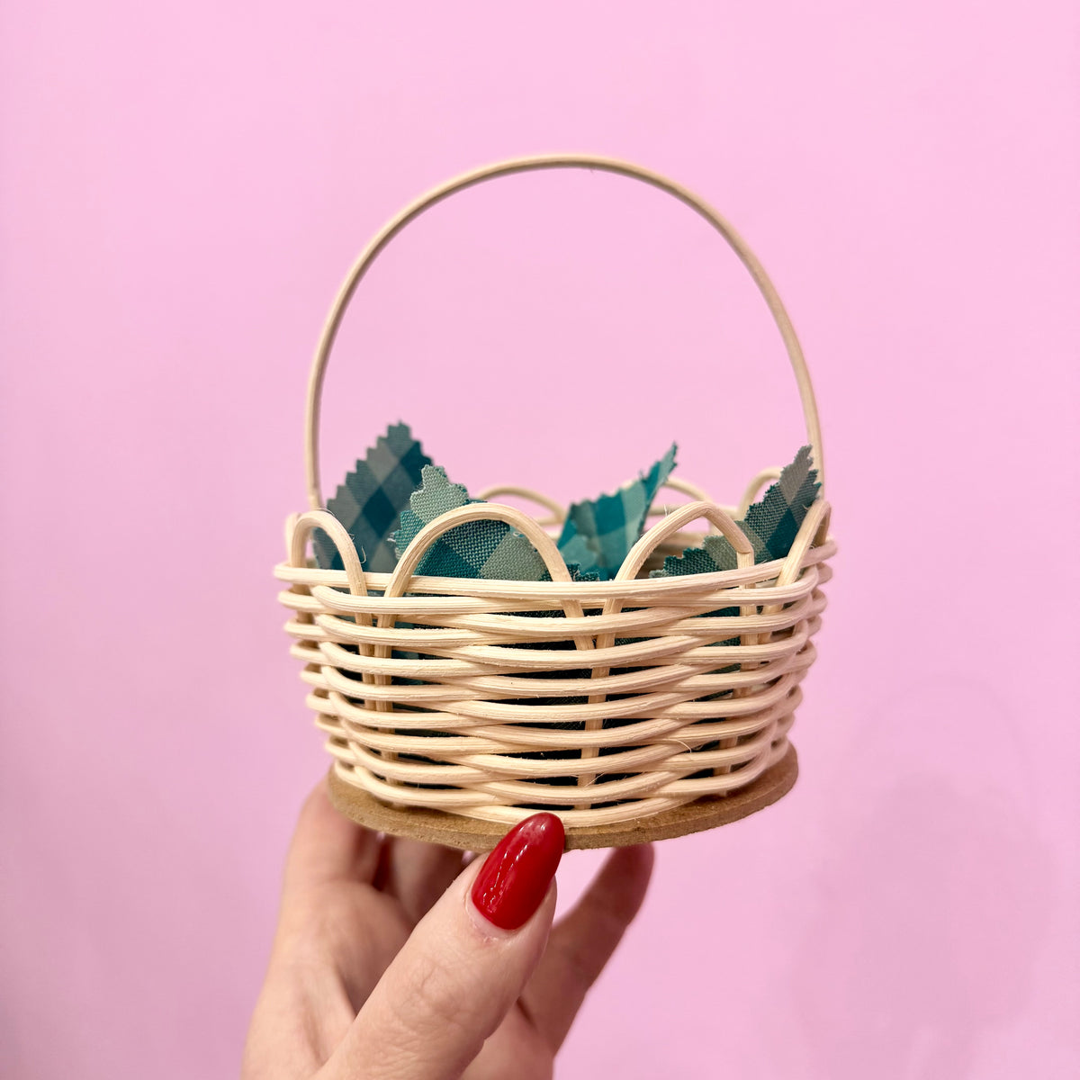 CRAFTY HOUR: Basket Weaving