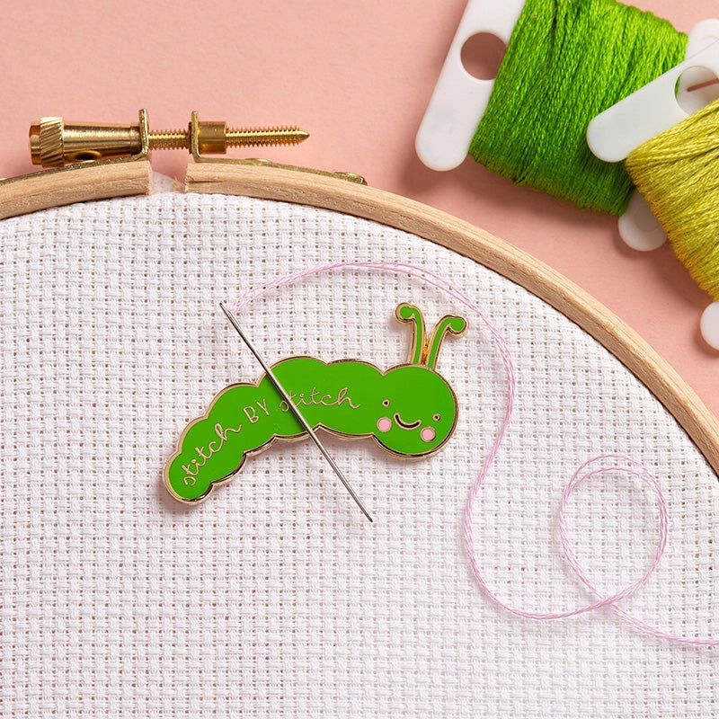 Caterpillar Magnetic Needle Minder