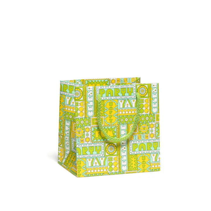 Party Fun Small Gift Bag Gift Wrap Red Cap Cards