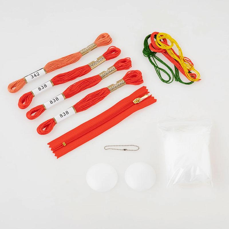 Tiny Pouch Crocheted Tomato Kit